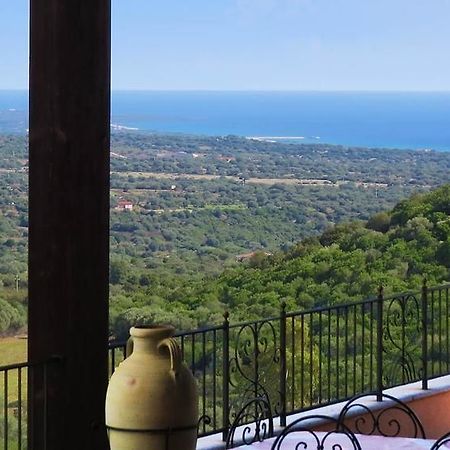 Hotel Ispinigoli Доргали Екстериор снимка