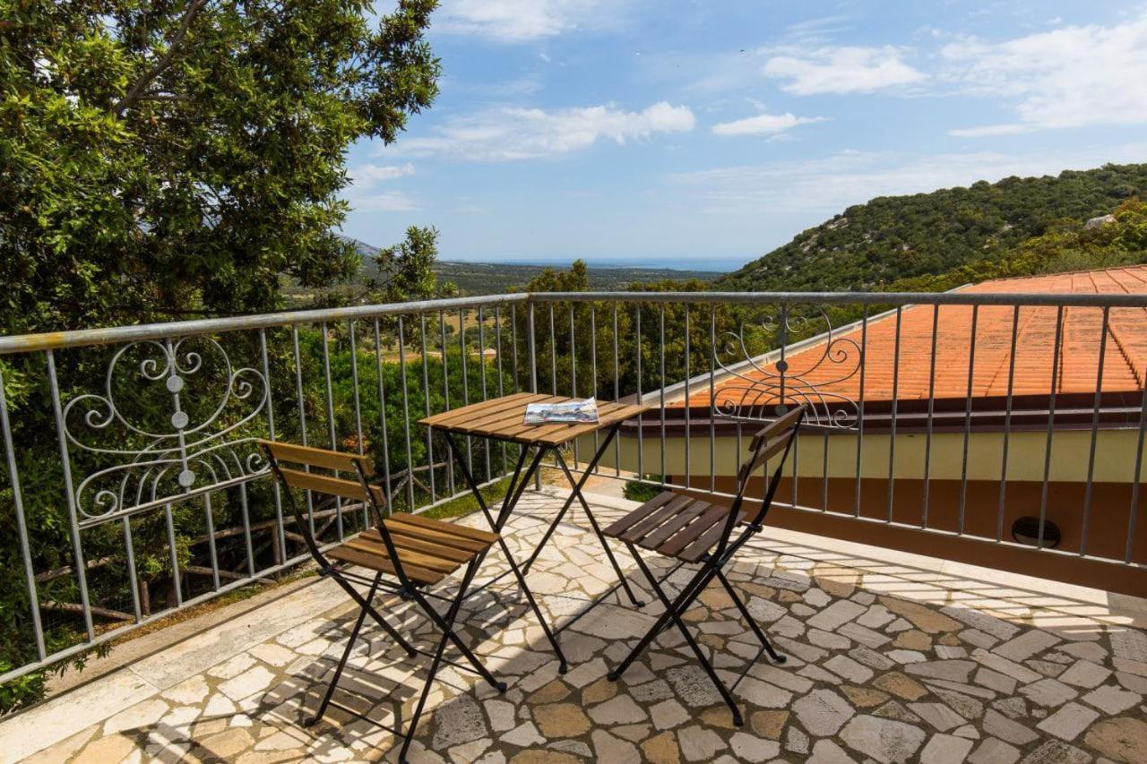 Hotel Ispinigoli Доргали Екстериор снимка