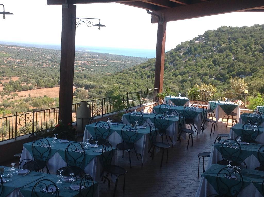 Hotel Ispinigoli Доргали Екстериор снимка