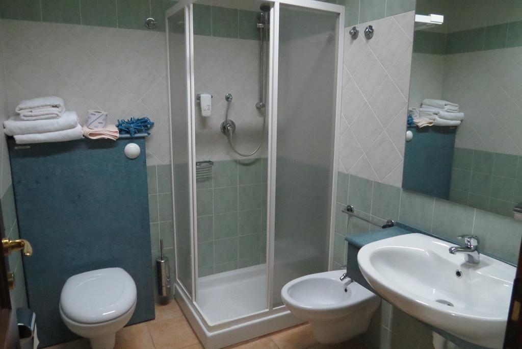 Hotel Ispinigoli Доргали Стая снимка