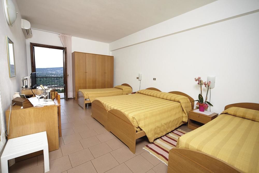 Hotel Ispinigoli Доргали Екстериор снимка