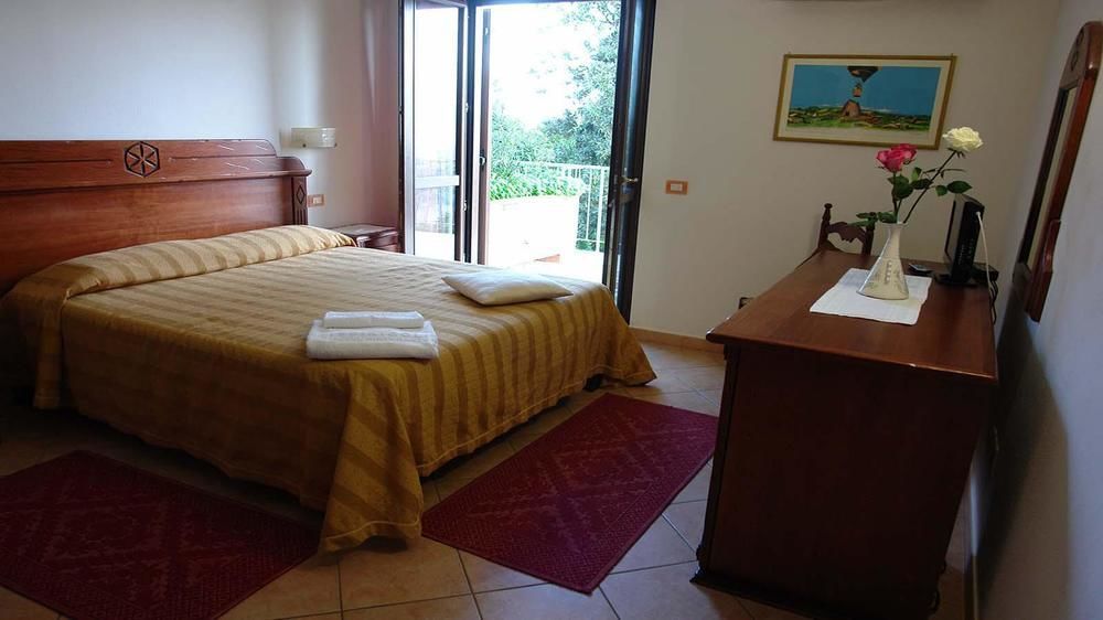 Hotel Ispinigoli Доргали Екстериор снимка