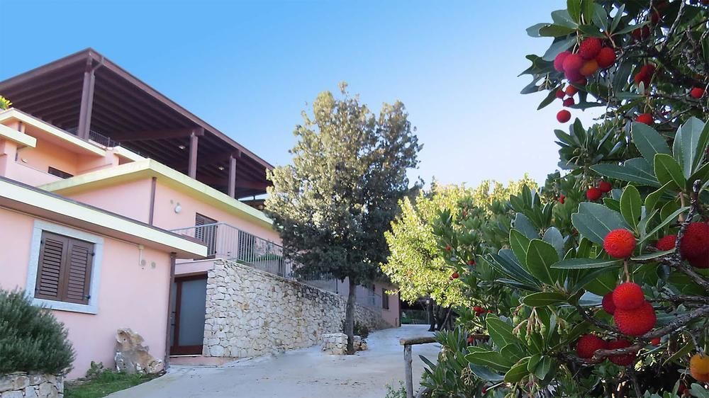 Hotel Ispinigoli Доргали Екстериор снимка