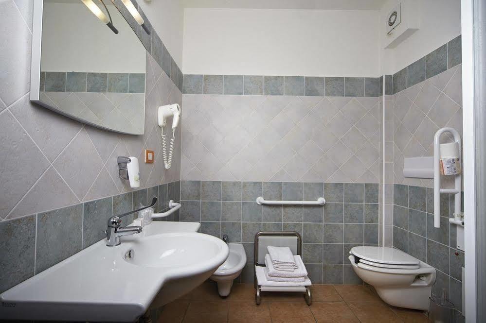 Hotel Ispinigoli Доргали Екстериор снимка